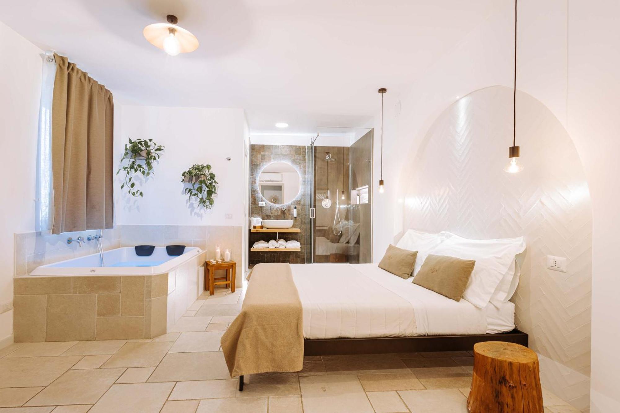 Dirium - Exclusive Rooms Монополі Екстер'єр фото