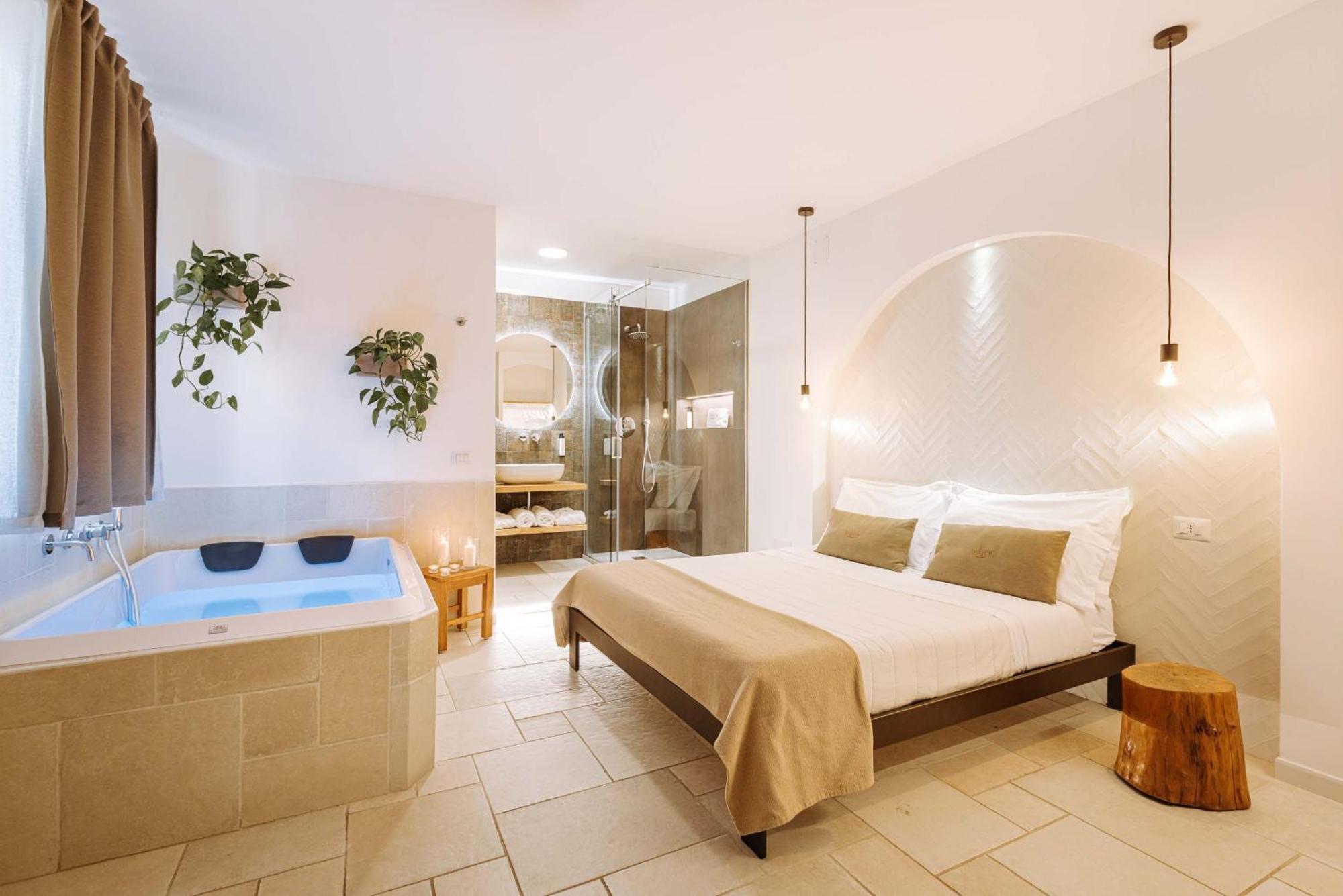 Dirium - Exclusive Rooms Монополі Екстер'єр фото